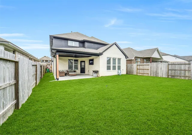5th image of 2460 Fairway Harbor Dr, Katy, TX 77493 | MLS# 9697392