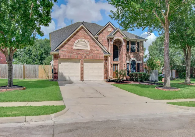 Homes for sale in Stafford, TX | 202 Willards Wy, Stafford, TX 77477 | MLS# 84377486
