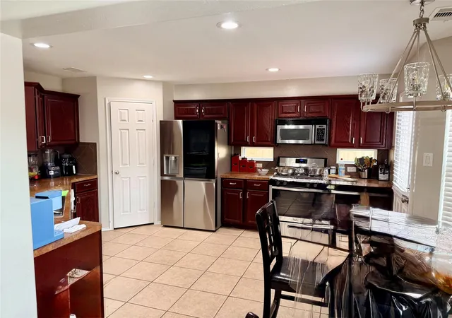 Photo 2 of Single family home for sale at 1507 Orchid Dr, Missouri City, TX 77489 | MLS# 30570423 | Listing updated on 2026-08-05