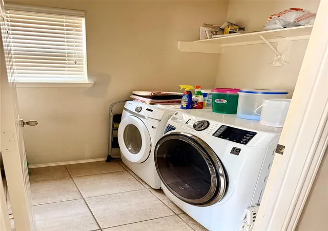Photo 4 of Single family home for sale at 1507 Orchid Dr, Missouri City, TX 77489 | MLS# 30570423 | Listing updated on 2026-08-05