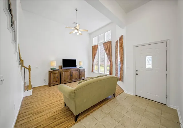 Photo 3 of Townhouse for sale at 3330 Knollcrest Ln, Pearland, TX 77584 | MLS# 26622272 | Listing updated on 2026-09-17