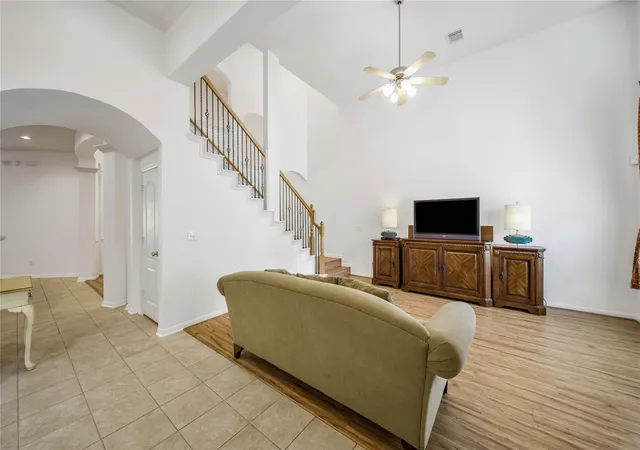Photo 3 of Townhouse for sale at 3330 Knollcrest Ln, Pearland, TX 77584 | MLS# 26622272 | Listing updated on 2026-09-23