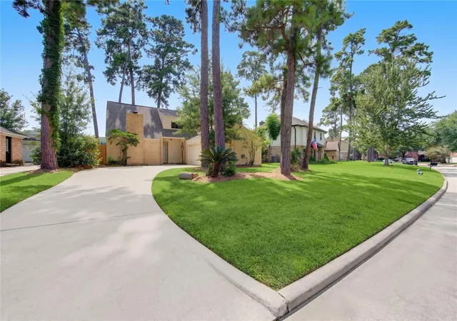 Photo 2 of Single family home for sale at 25027 Barmby Dr, Spring, TX 77389 | MLS# 46327787 | Listing updated on 2026-09-12