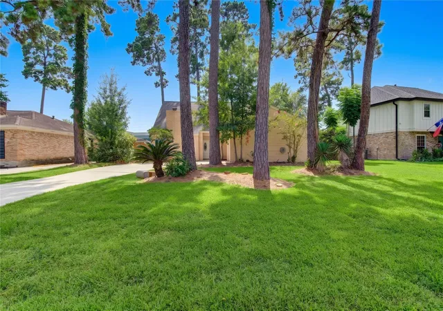Photo 2 of Single family home for sale at 25027 Barmby Dr, Spring, TX 77389 | MLS# 46327787 | Listing updated on 2026-09-12