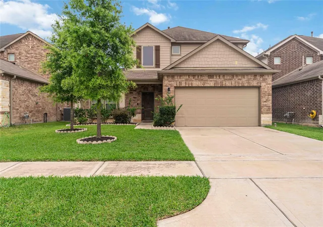 Photo 1 of Sale Pending at 7402 Cypress Shumard Oak Dr, Cypress, TX 77433 | MLS# 30938258 | Listing updated on 2026-09-11