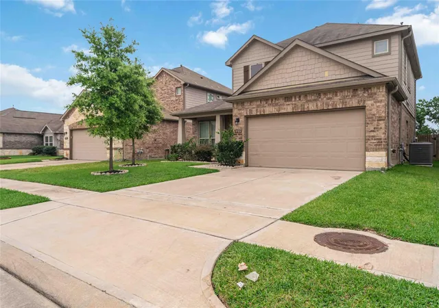 Photo 2 of Sale Pending at 7402 Cypress Shumard Oak Dr, Cypress, TX 77433 | MLS# 30938258 | Listing updated on 2026-09-11