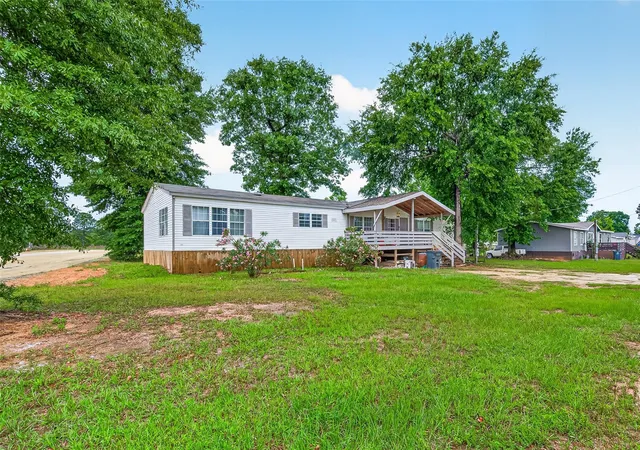 Photo 2 of Single family home for sale at 5982 Waukegan Rd, Conroe, TX 77306 | MLS# 6714710 | Listing updated on 2026-09-04