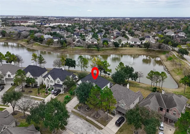 Homes for sale in Pearland, TX | 2211 Signal Hill Dr, Pearland, TX 77584 | MLS# 49518916