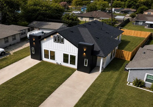 3rd image of 2006 Vince St, Pasadena, TX 77502 | MLS# 60891093