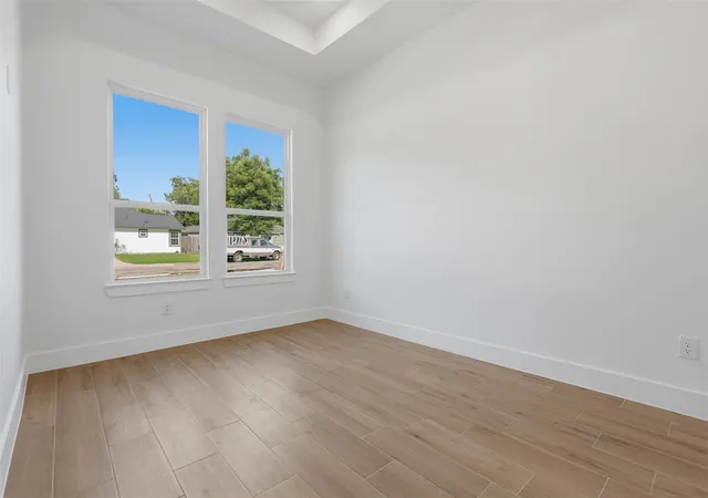 5th image of 2006 Vince St, Pasadena, TX 77502 | MLS# 60891093
