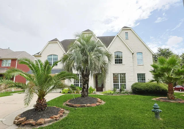 Photo 2 of Single family home for sale at 6423 Oakmont Crk Dr, Spring, TX 77379 | MLS# 45351266 | Listing updated on 2026-09-11