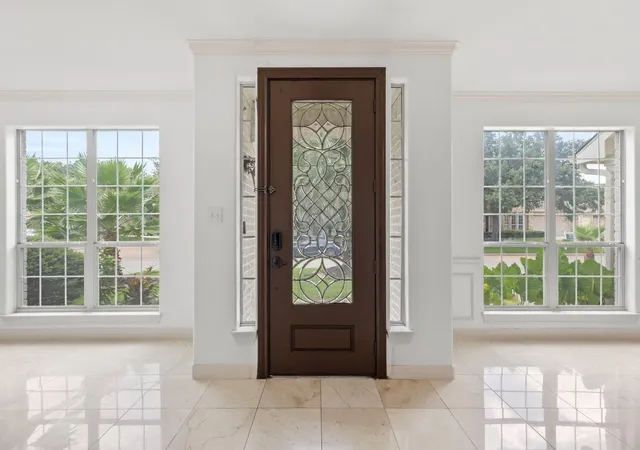 Photo 4 of Single family home for sale at 6423 Oakmont Crk Dr, Spring, TX 77379 | MLS# 45351266 | Listing updated on 2026-09-11