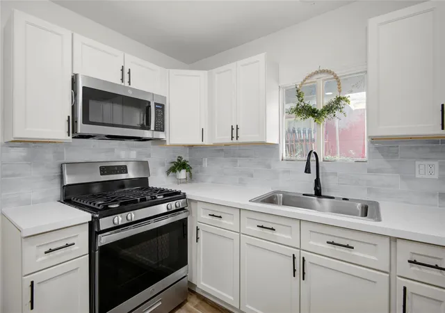 Homes for sale in Houston, TX | 4909 Cochran St #1-2, Houston, TX 77009 | MLS# 68904247