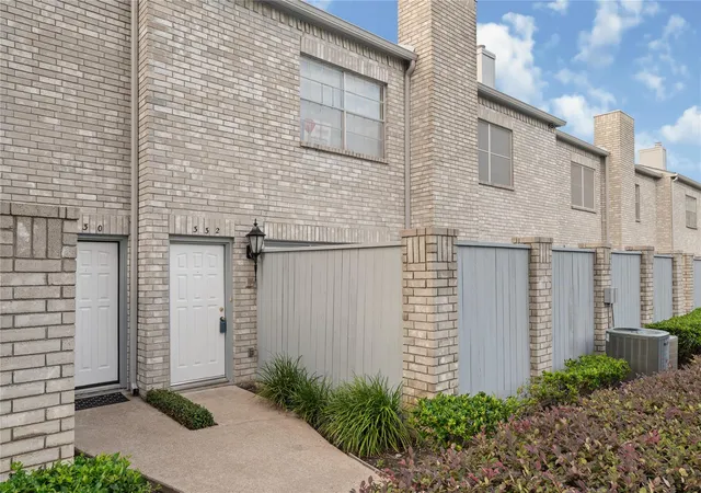 Photo 2 of Townhouse for sale at 332 Wilcrest Dr #332, Houston, TX 77042 | MLS# 6967607 | Listing updated on 2026-07-18