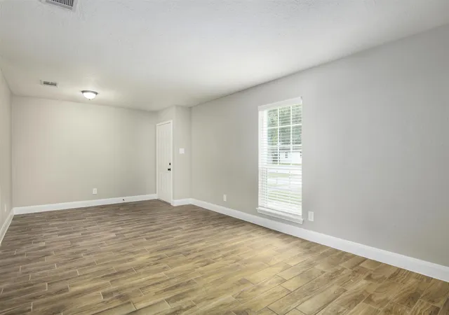 Photo 2 of Single family home for sale at 7426 Aljean Ln, Deer Park, TX 77536 | MLS# 33475963 | Listing updated on 2026-05-28