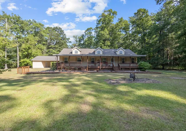 Photo 3 of Sale Pending at 11431 Fm 943, Livingston, TX 77351 | MLS# 5909475 | Listing updated on 2026-09-19