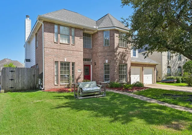 Photo 3 of Single family home for sale at 2613 Broussard Ct, Seabrook, TX 77586 | MLS# 78239731 | Listing updated on 2026-09-19