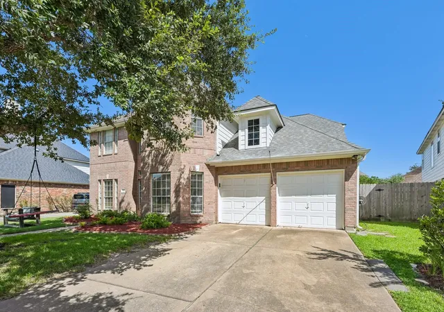 Photo 3 of Single family home for sale at 2613 Broussard Ct, Seabrook, TX 77586 | MLS# 78239731 | Listing updated on 2026-09-19