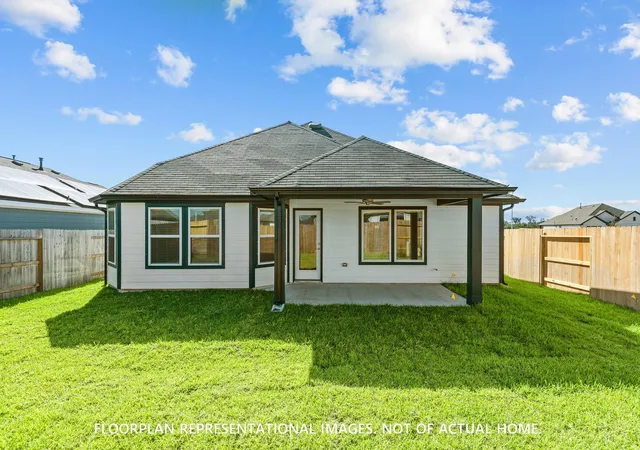 Photo 3 of Single family home for sale at 2119 Lone Bronco Blvd, Rosenberg, TX 77471 | MLS# 39782164 | Listing updated on 2026-10-04