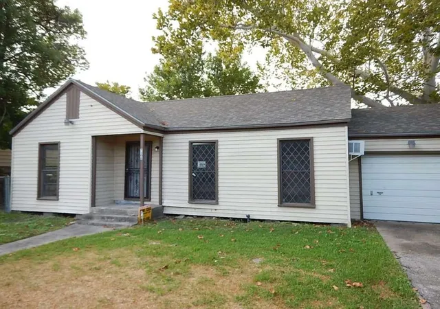 Photo 1 of Single family home for sale at 7306 Garden St, Houston, TX 77012 | MLS# 62049545 | Listing updated on 2026-09-17