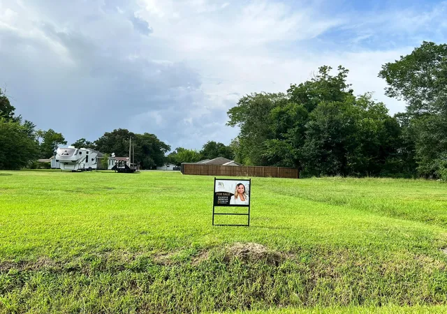 Photo 2 of Land for sale at 1960 Nora St, Beaumont, TX 77705 | MLS# 32901271 | Listing updated on 2026-09-18