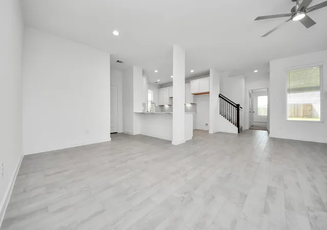 Photo 4 of Single family home for sale at 18551 Athena Flower Dr, Fresno, TX 77545 | MLS# 93403425 | Listing updated on 2026-10-05