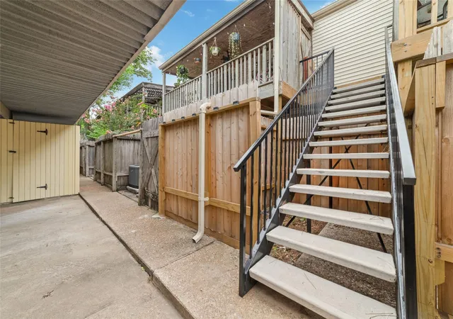 27th image of 869 Wax Myrtle Ln #A, Houston, TX 77079 | MLS# 92991639