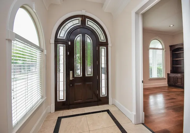 4th image of 3213 Mcculloch Cir, Houston, TX 77056 | MLS# 10976132