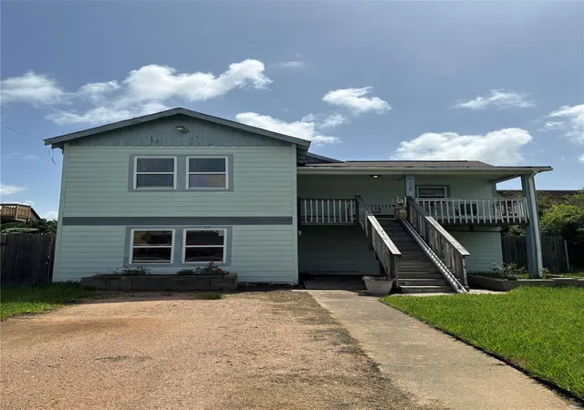 Homes for sale in Galveston, TX | 1808 Biovu Dr, Galveston, TX 77551 | MLS# 10511392