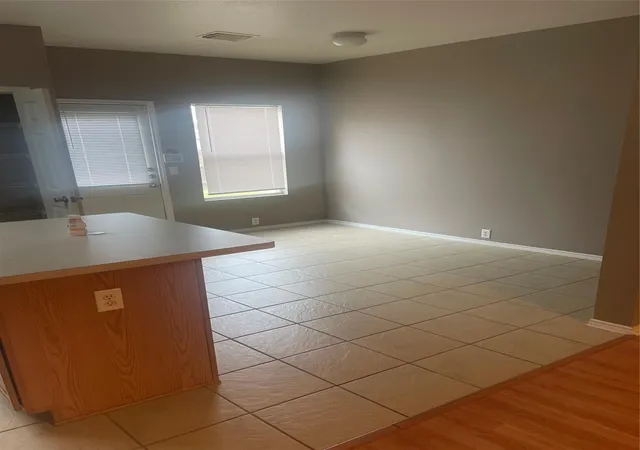 3rd image of 2215 Walnut Fair Ln, Spring, TX 77373 | MLS# 56731099