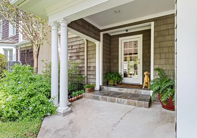 3rd image of 204 Ridgeland St, Beaumont, TX 77706 | MLS# 42398073