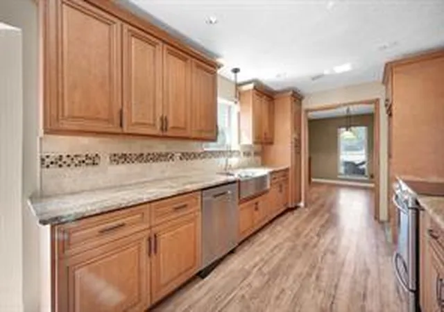 Photo 2 of Single family home for sale at 10235 White Rock Rd, Conroe, TX 77306 | MLS# 17310291 | Listing updated on 2026-08-25