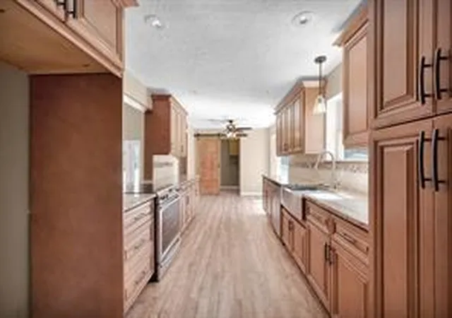 Photo 3 of Single family home for sale at 10235 White Rock Rd, Conroe, TX 77306 | MLS# 17310291 | Listing updated on 2026-08-25