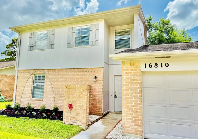 1st image of 16810 Limeshade Ln, Sugar Land, TX 77498 | MLS# 49180629