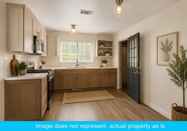Photo 4 of Sale Pending at 4110 Tareyton Ln, Houston, TX 77047 | MLS# 90718059 | Listing updated on 2026-09-25