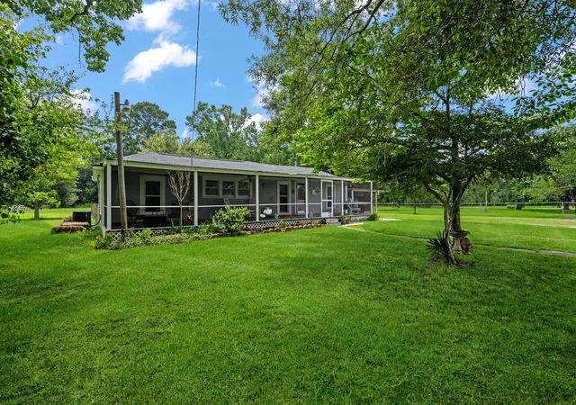 Homes for sale in Old River Winfree, TX | 13914 Fm 1409, Old River Winfree, TX 77535 | MLS# 19665676
