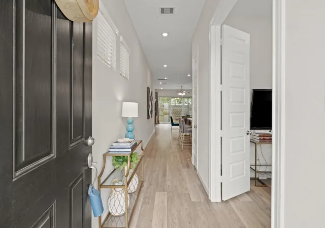 Photo 3 of Single family home for sale at 10407 Tranquil Cove Dr, Houston, TX 77043 | MLS# 77457379 | Listing updated on 2026-08-28