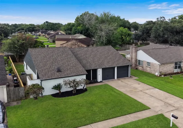 Photo 1 of Sale Pending at 9014 Kirkmont Dr, Houston, TX 77089 | MLS# 52357457 | Listing updated on 2026-09-16