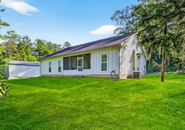 13th image of 433 E Hickory Dr E, Livingston, TX 77351 | MLS# 35965309