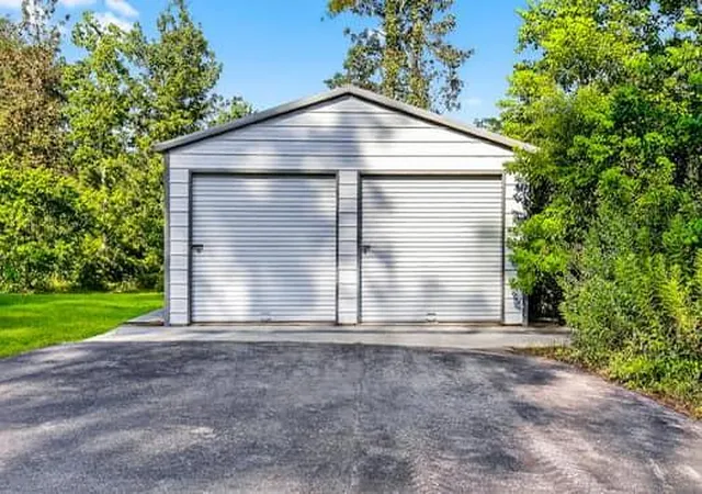 4th image of 433 E Hickory Dr E, Livingston, TX 77351 | MLS# 35965309