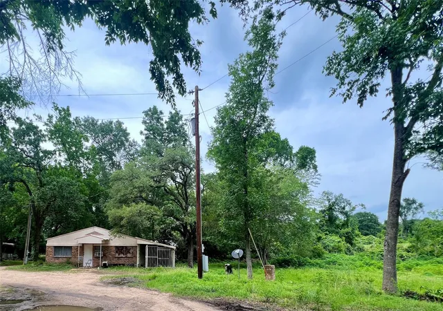 Listing Photo 5 - Condo for sale in building located at 22606 Fm 359th Rd, Hempstead, TX 77445