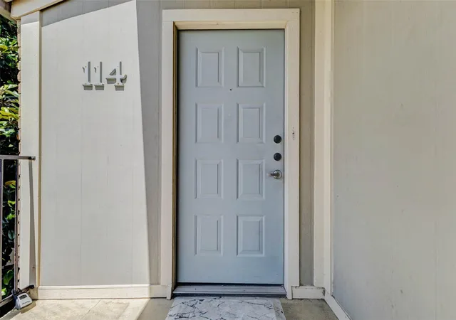 2nd image of 8100 Cambridge St #114, Houston, TX 77054 | MLS# 24517551