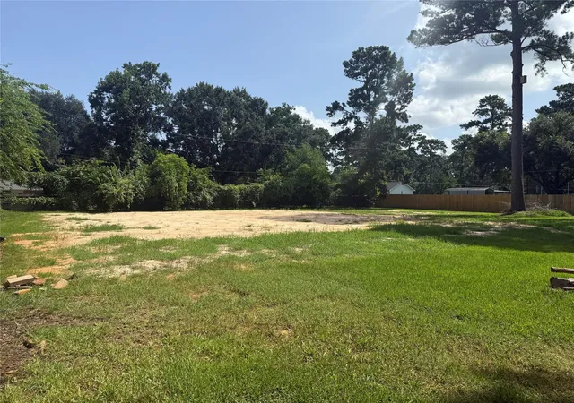 Photo 4 of Sale Pending at 5414 Brantley Ln, Spring, TX 77389 | MLS# 66874833 | Listing updated on 2026-08-27