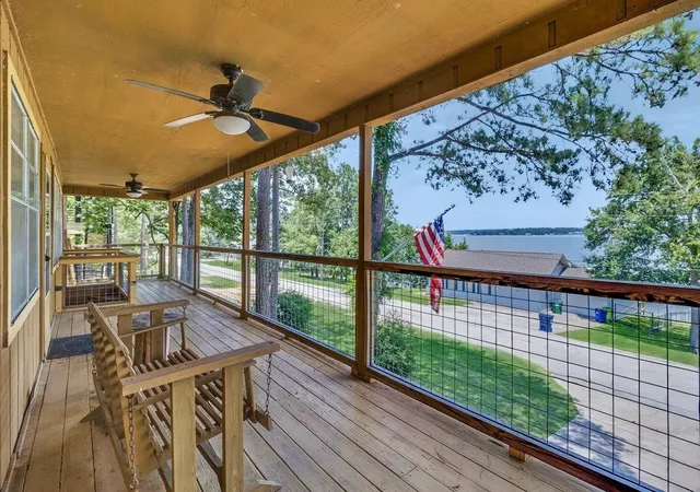 5th image of 311 Harbor Dr, Onalaska, TX 77360 | MLS# 41664412