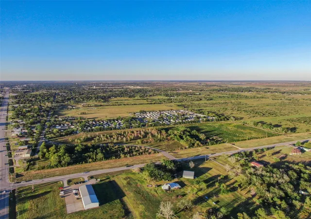 4th image of 0 County Rd 220, Angleton, TX 77515 | MLS# 39484837