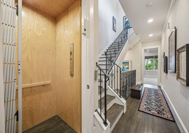 5th image of 1206 Welch St, Houston, TX 77006 | MLS# 73775758