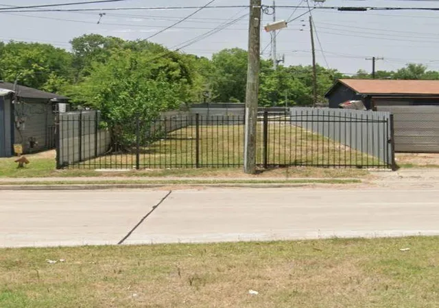 Photo 1 of Land for sale at 7303 Wheatley St, Houston, TX 77088 | MLS# 97733838 | Listing updated on 2026-04-27