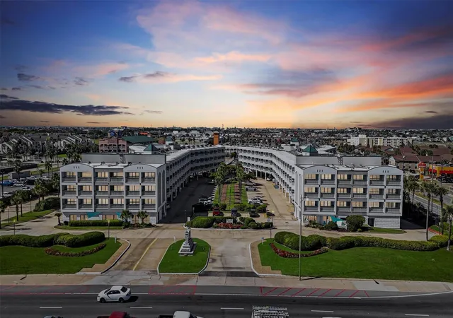 Photo 2 of Condo for sale at 6102 Seawall Blvd #254, Galveston, TX 77551 | MLS# 92320504 | Listing updated on 2026-09-10