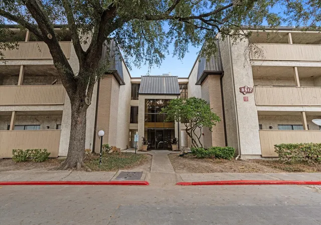 19th image of 8517 Hearth Dr #36, Houston, TX 77054 | MLS# 4579222