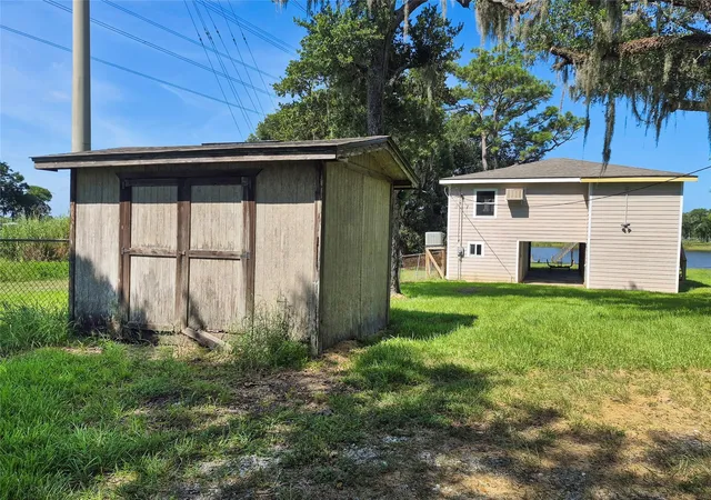 Photo 3 of Single family home for sale at 6358 County Rd 659, Brazoria, TX 77422 | MLS# 28486349 | Listing updated on 2026-08-19
